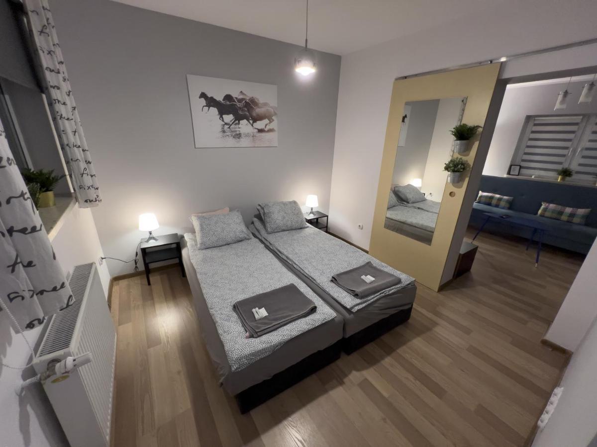 Apartament Maly Domek Na Starowce Konin  Zewnętrze zdjęcie