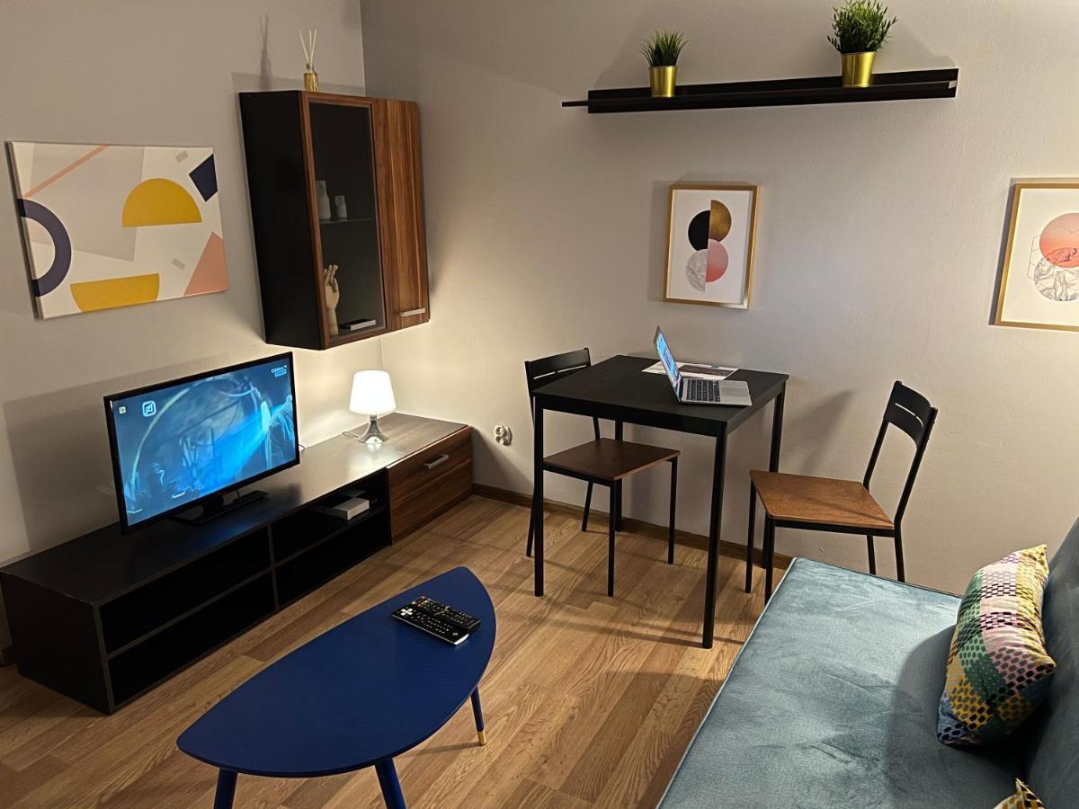 Apartament Maly Domek Na Starowce Konin  Zewnętrze zdjęcie